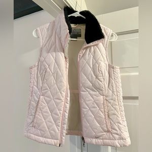 Nike women’s running vest with faux fur collar